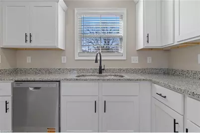 411 NE 28th Street, Winston-Salem, NC 27105 - Photo 19