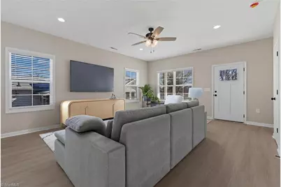 411 NE 28th Street, Winston-Salem, NC 27105 - Photo 11