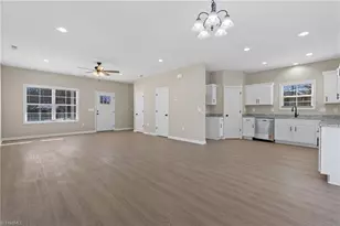 411 NE 28th St, Winston-Salem, NC 27105 - Photo 9