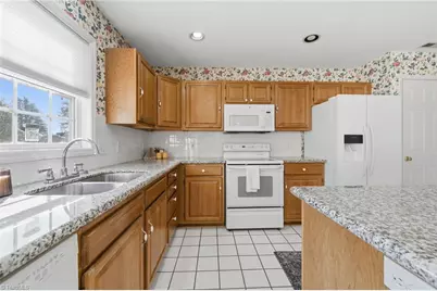 6012 Aaron Place Lane, Kernersville, NC 27284 - Photo 13