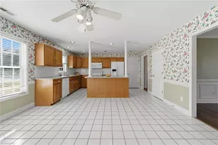 6012 Aaron Pl Ln, Kernersville, NC 27284 - Photo 19