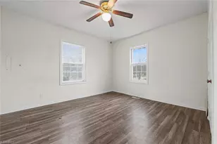 907 Watkins St, Greensboro, NC 27407 - Photo 15