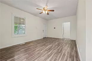 907 Watkins St, Greensboro, NC 27407 - Photo 7