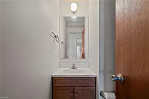 3217 London Rd, Greensboro, NC 27405 - Photo 19