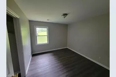 1615 E 10th Street, Winston-Salem, NC 27101 - Photo 9