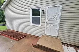 1615 E 10th St, Winston-Salem, NC 27101 - Photo 3