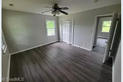 1615 E 10th Street, Winston-Salem, NC 27101 - Photo 7