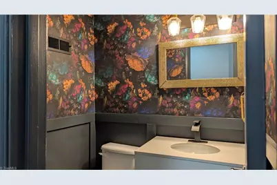 3531 Lynhaven Drive #D, Greensboro, NC 27406 - Photo 9