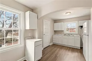 3530 Hemlock Dr, Winston-Salem, NC 27105 - Photo 7