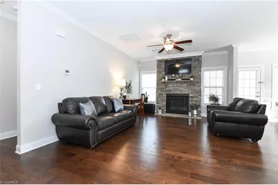 2826 Fallin Court, High Point, NC 27262 - Photo 5