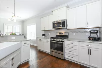 2826 Fallin Court, High Point, NC 27262 - Photo 9