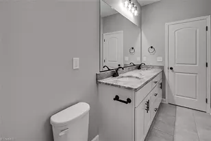 543 Hawthorne Dr, Asheboro, NC 27205 - Photo 17