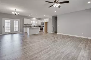 543 Hawthorne Dr, Asheboro, NC 27205 - Photo 5