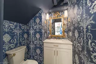 210 N Main St, Kernersville, NC 27284 - Photo 9