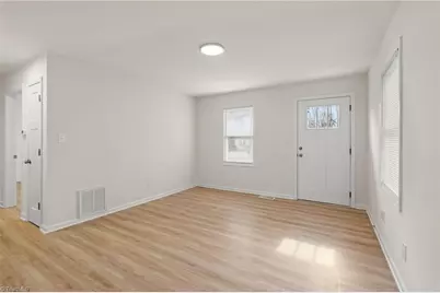 417 Moffitt Drive, High Point, NC 27265 - Photo 9