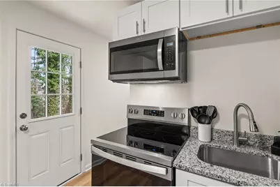 417 Moffitt Drive, High Point, NC 27265 - Photo 11