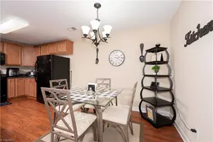 4757 Tatton Park Cir, Winston-Salem, NC 27103 - Photo 5