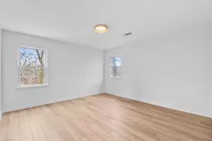 3003 Edgewater Dr, Greensboro, NC 27403 - Photo 31