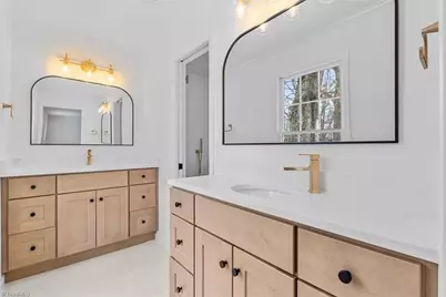 3003 Edgewater Drive, Greensboro, NC 27403 - Photo 23