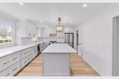 3003 Edgewater Drive, Greensboro, NC 27403 - Photo 9