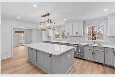 3003 Edgewater Drive, Greensboro, NC 27403 - Photo 7