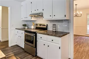 5090 Cobblestone Rd, Winston-Salem, NC 27106 - Photo 5