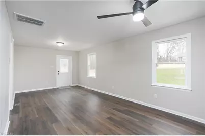 1528 Idlewild Avenue, Burlington, NC 27217 - Photo 45