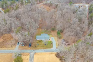 1528 Idlewild Ave, Burlington, NC 27217 - Photo 11