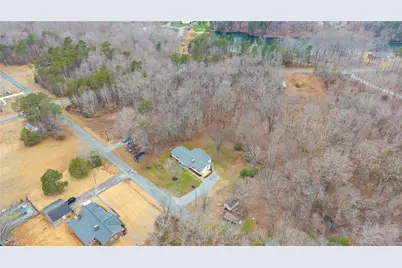 1528 Idlewild Avenue, Burlington, NC 27217 - Photo 13