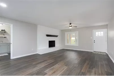 1528 Idlewild Avenue, Burlington, NC 27217 - Photo 21