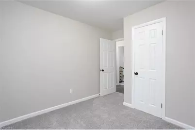 1528 Idlewild Avenue, Burlington, NC 27217 - Photo 33