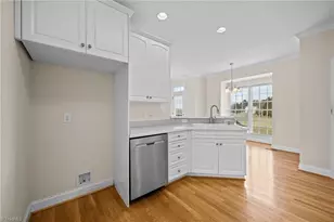 8596 Oak Meadows Dr, Kernersville, NC 27284 - Photo 11