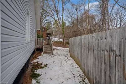 507 Washington Street, Mayodan, NC 27027 - Photo 19