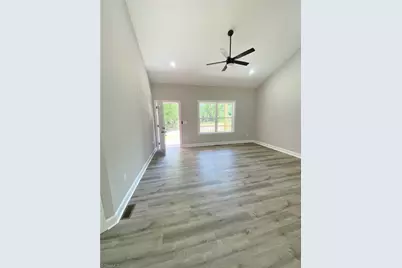 605 Kendall Street, Eden, NC 27288 - Photo 5