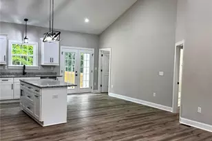 605 Kendall St, Eden, NC 27288 - Photo 5