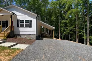 605 Kendall St, Eden, NC 27288 - Photo 3