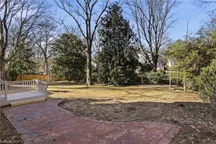 634 Brent St, Winston-Salem, NC 27103 - Photo 27