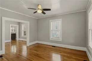 634 Brent St, Winston-Salem, NC 27103 - Photo 7