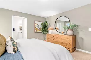 1541 Hamilton Hills Dr, Greensboro, NC 27406 - Photo 17