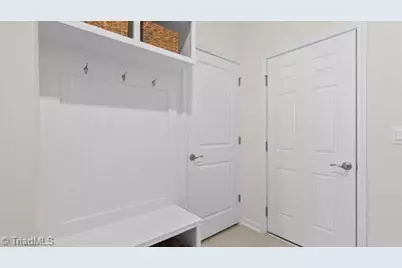 200 Mary Montrose Boulevard, Jamestown, NC 27282 - Photo 9