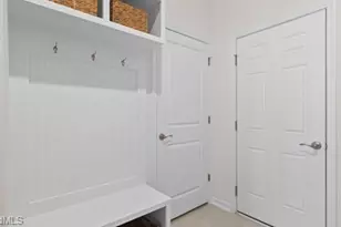 200 Mary Montrose Blvd, Jamestown, NC 27282 - Photo 9