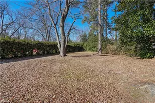 805 Claymore Ct, Reidsville, NC 27320 - Photo 35