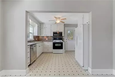 805 Claymore Court, Reidsville, NC 27320 - Photo 17