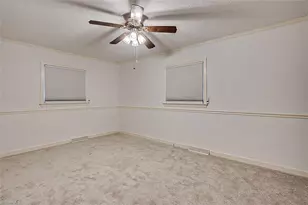 640 Hemlock Dr, Asheboro, NC 27205 - Photo 17