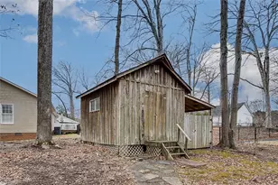 640 Hemlock Dr, Asheboro, NC 27205 - Photo 25