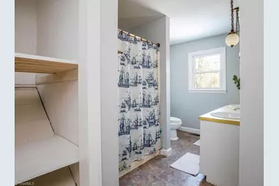 221 Delk Road, Lexington, NC 27292 - Photo 9