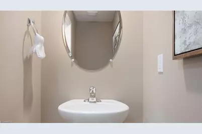 1543 Hamilton Hills Drive, Greensboro, NC 27406 - Photo 15