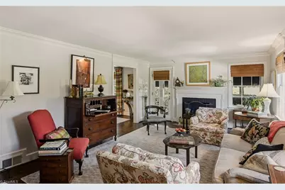 2032 Sussex Lane, Winston-Salem, NC 27104 - Photo 5