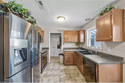 4202 Broadacres Drive, Greensboro, NC 27407 - Photo 7