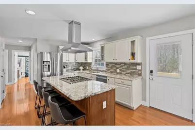 119 Hillcrest Road, Thomasville, NC 27360 - Photo 9